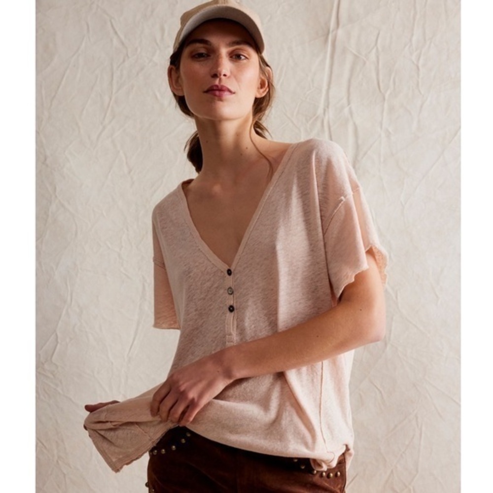 Free People We The Free Addie Henley T-Shirt Women Top Blouse Medium Light Pink